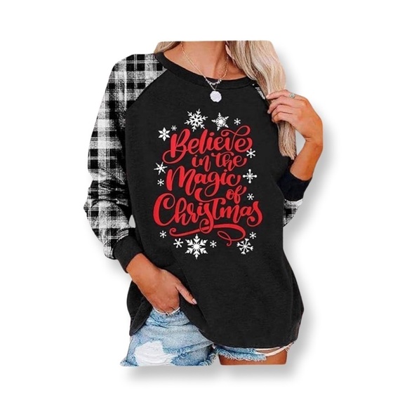 NWOT Women's Believe In the Magic Of Christmas Long Sleeve Shirt Size Medium - Picture 1 of 6